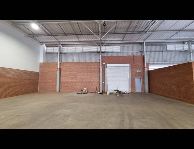 1,730M² WAREHOUSE TO LET IN WITFONTEIN